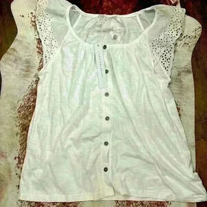 Jane+Delaney white eyelet cap sleeve top size small NWT
